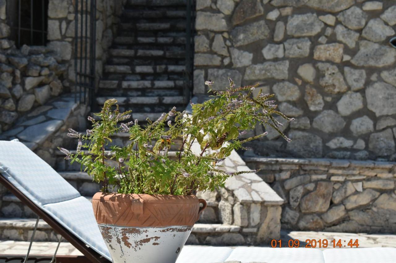Estate Dafnopanagia Villa Magda Asprogerakata Экстерьер фото