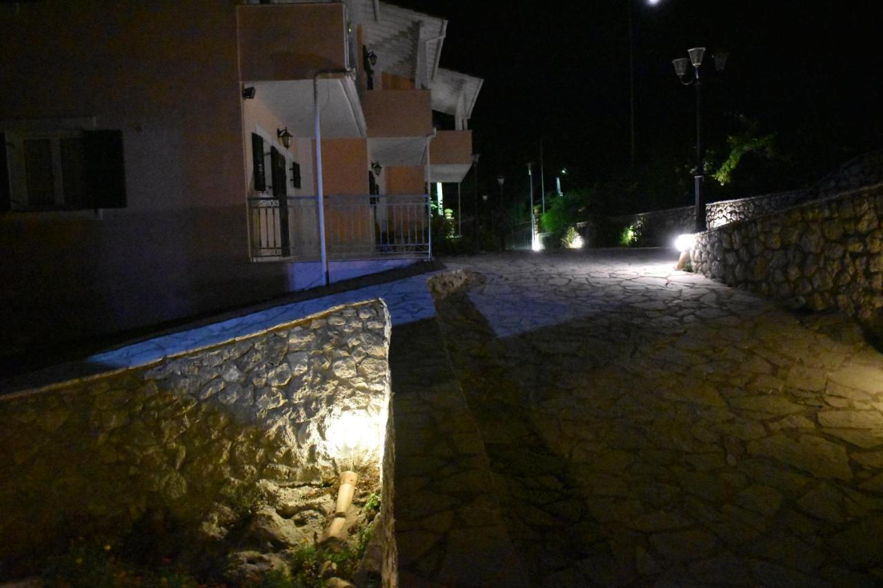 Estate Dafnopanagia Villa Magda Asprogerakata Экстерьер фото
